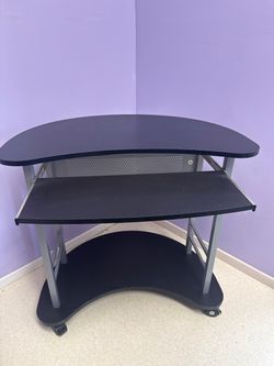 Black Computer Desk on Wheels