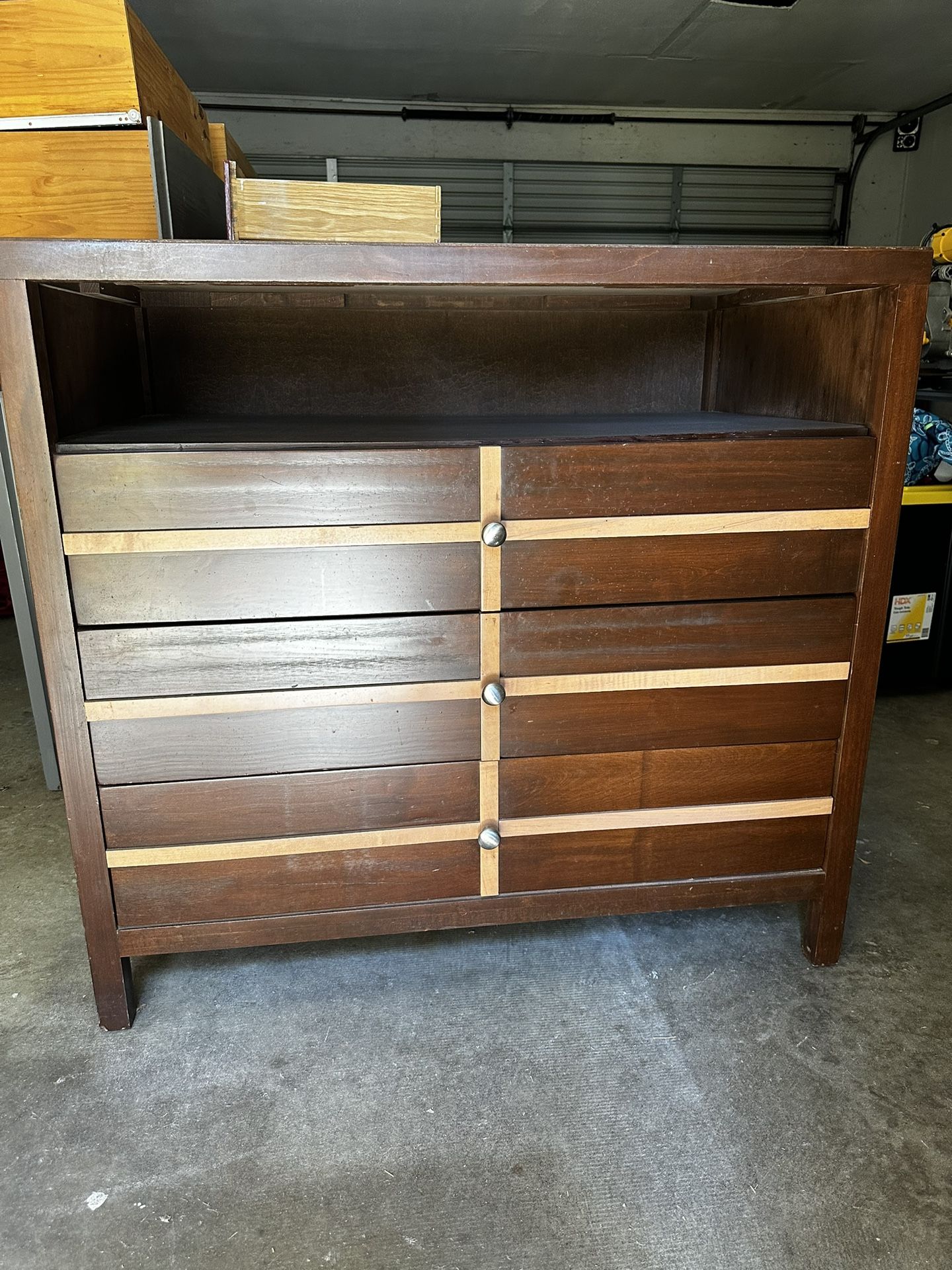 Wood Dresser