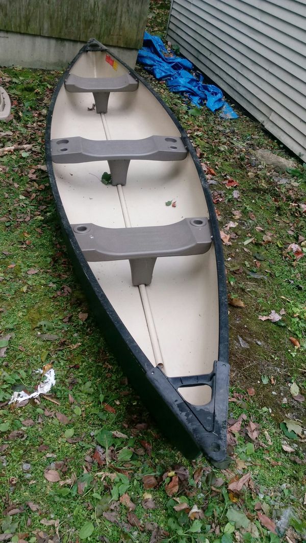 Colorado Pelican Canoe 3 seater fishing canoe for Sale in ster, MA