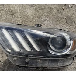 2015-2017 Ford mustang Driver Side Xim/Xenon Headlamp