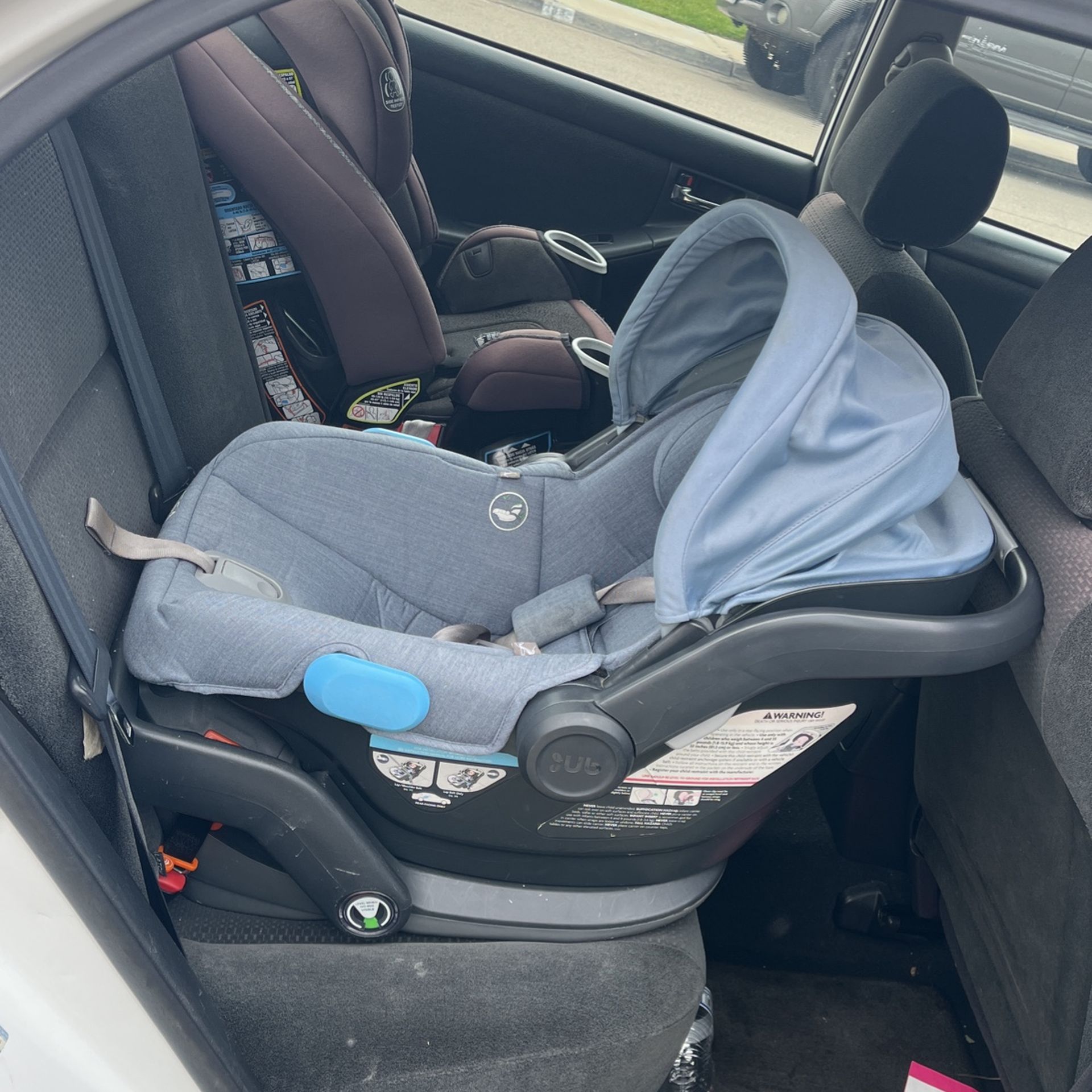 Infant Car seat