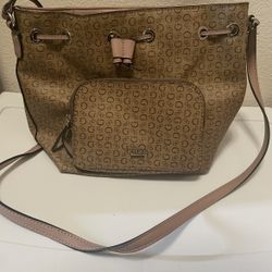 GUESS Brown Shoulder Bag
