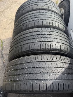 Tires 215/55/16 Goodyear Great Condition 