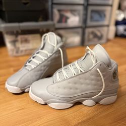 Jordan 13 Retro “Wolf Grey “ 7.5Y