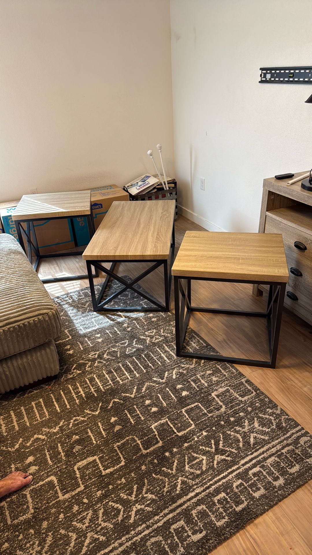Coffee Table And End Tables Like New 