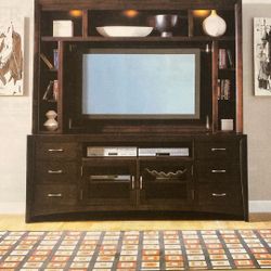 Entertainment TV Stand With Lighted Hutch (mountable) 