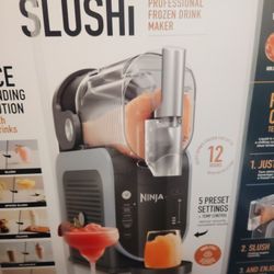 Ninja PROFESSIONAL  SLUSHI MAKER
