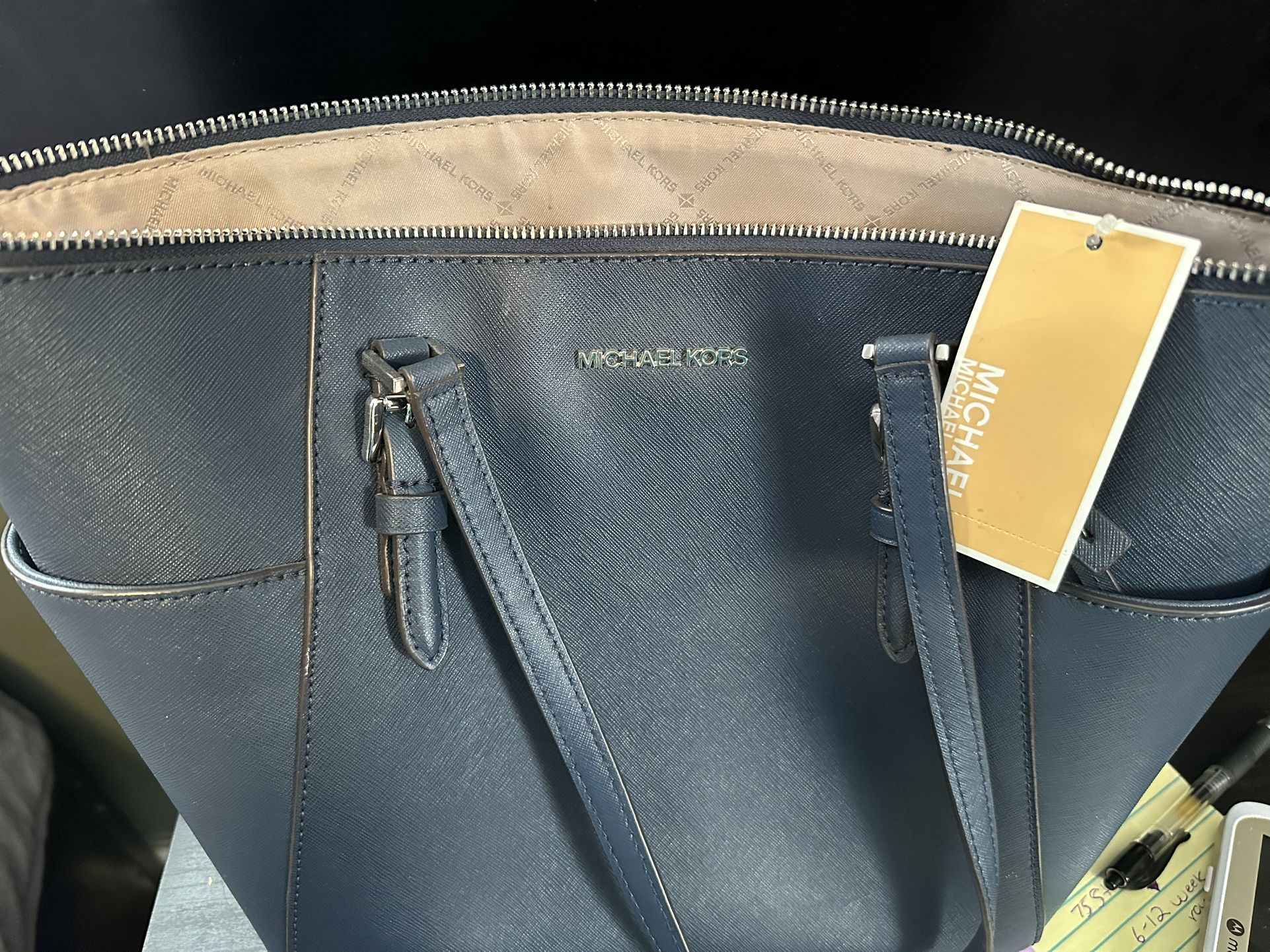MICHAEL KORS