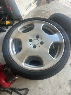 17 inch Honda rims need 1 tire