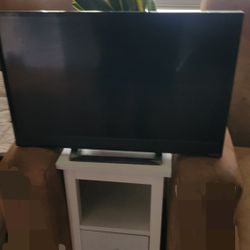 Vizio 26 In Flat Screen 108p 235 40 19