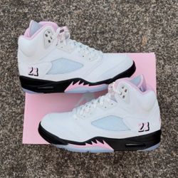 Jordan RETRO 5 Medium Soft Pink Size 10.5