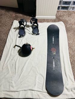 Burton Snowboard Package – Burton Freestyle Bindings + Helmet – Ready to Ride