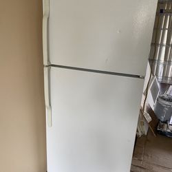 White Refrigerator 28”x 64” H, Good Condition 