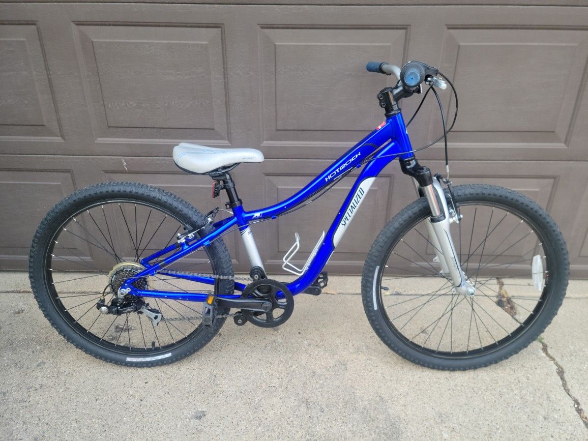 Specialized HotRock 24" wheels size kid's bike READ!!!