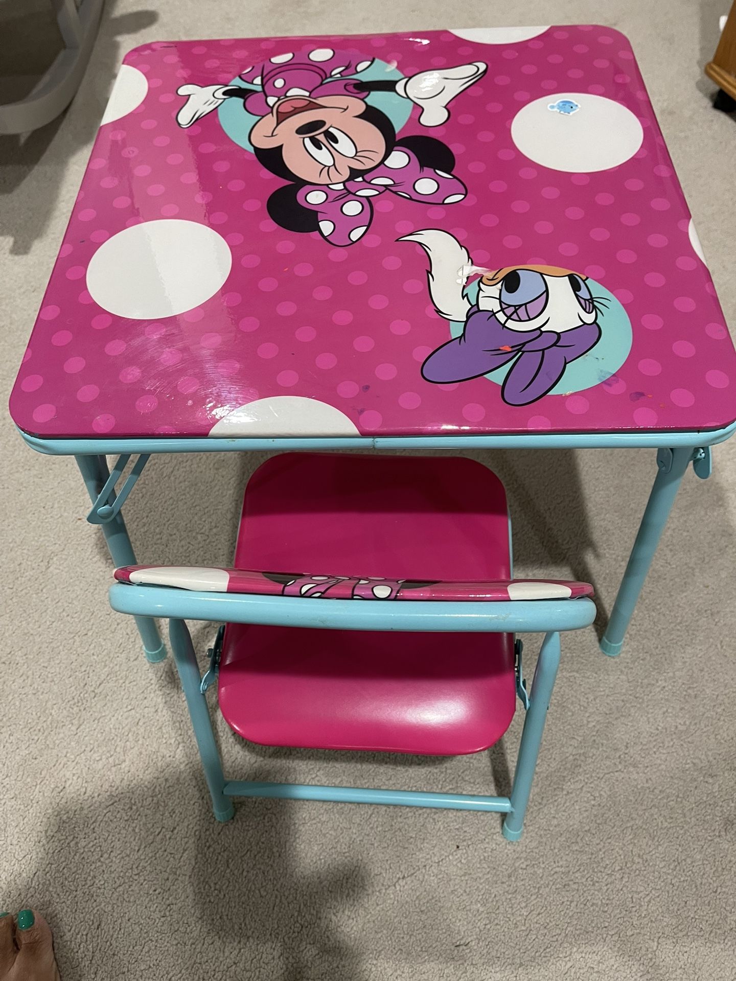 Minnie Mouse Table And Chair