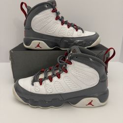 Nike Air Jordan 9 Retro GS Fire Red Size 4Y w/ Box 👟