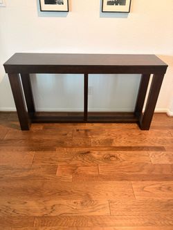 Entry table $150