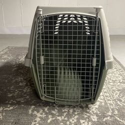 Firstrax Noz2Noz Pet Suite Single Door Plastic Kennel, 23-inch