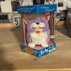 Rare Furby 70-884