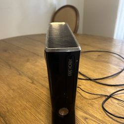 Xbox 360 Gaming Console