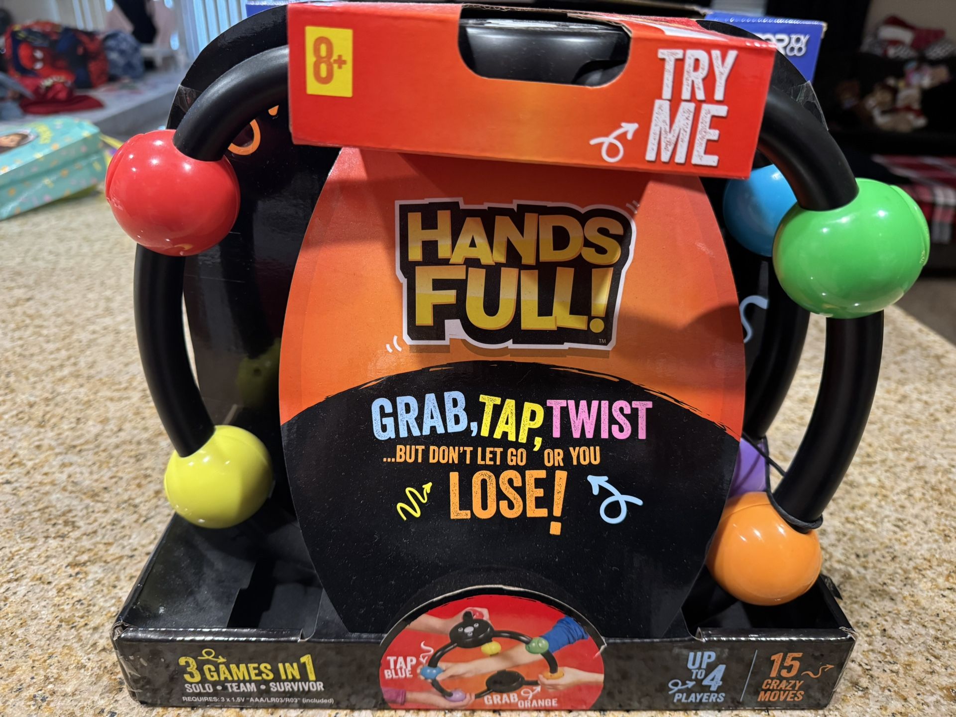 Hands Full! Family Game