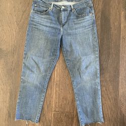 Vintage LEVI'S Cropped Boyfriend * Single Button * Raw Hem * size 31