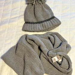 Gray Scarf & Beanie Toboggan Hat Set