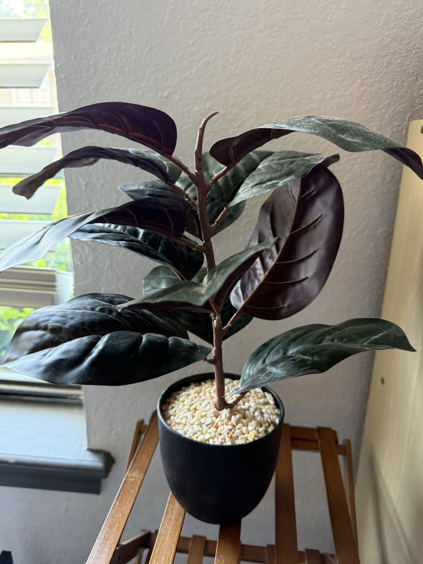 2 Artificial Plants