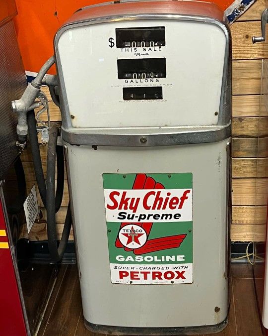 Late 1950's/Early 1960's A.O. Smith gas pump - both sides have original pump plates. 
Only one side has glass on the face 