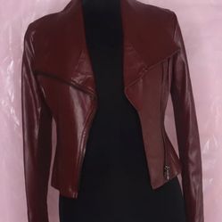 Ladies, leather motorcycle jacket size regular