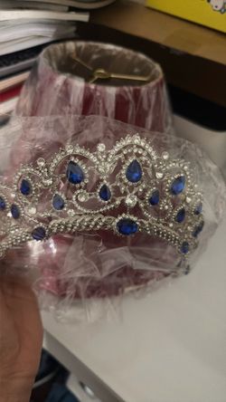 Royal Blue n silver crown