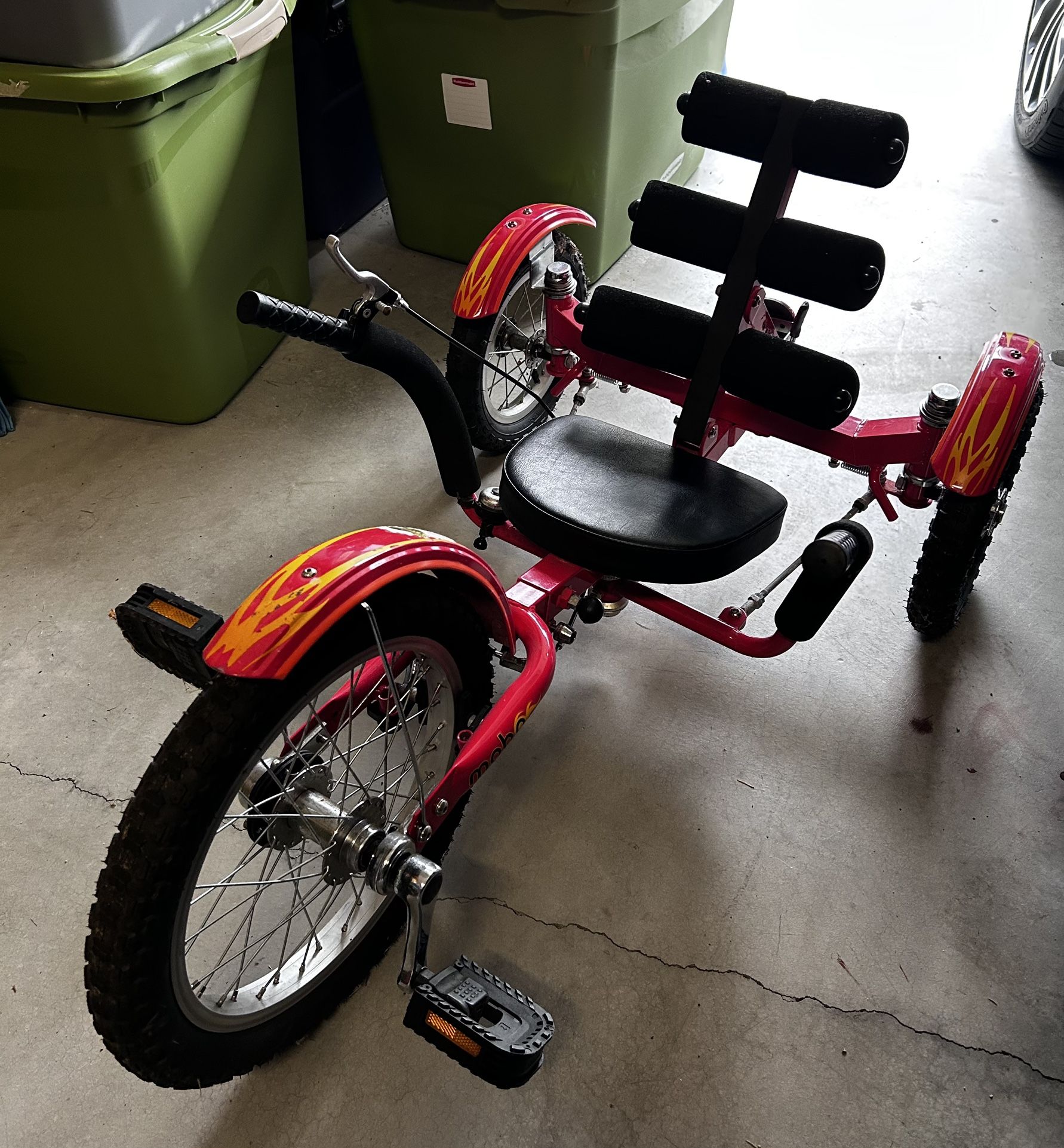 Mobo Triton 3 Wheel Kids Bike