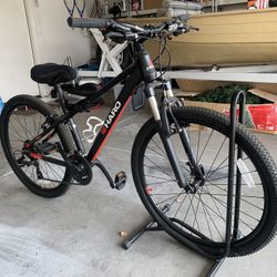 HARO FLIGHTLINE BIKE