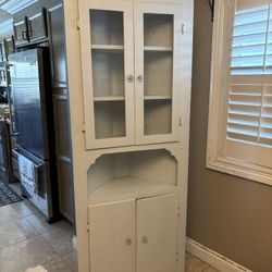 Corner Cabinet 