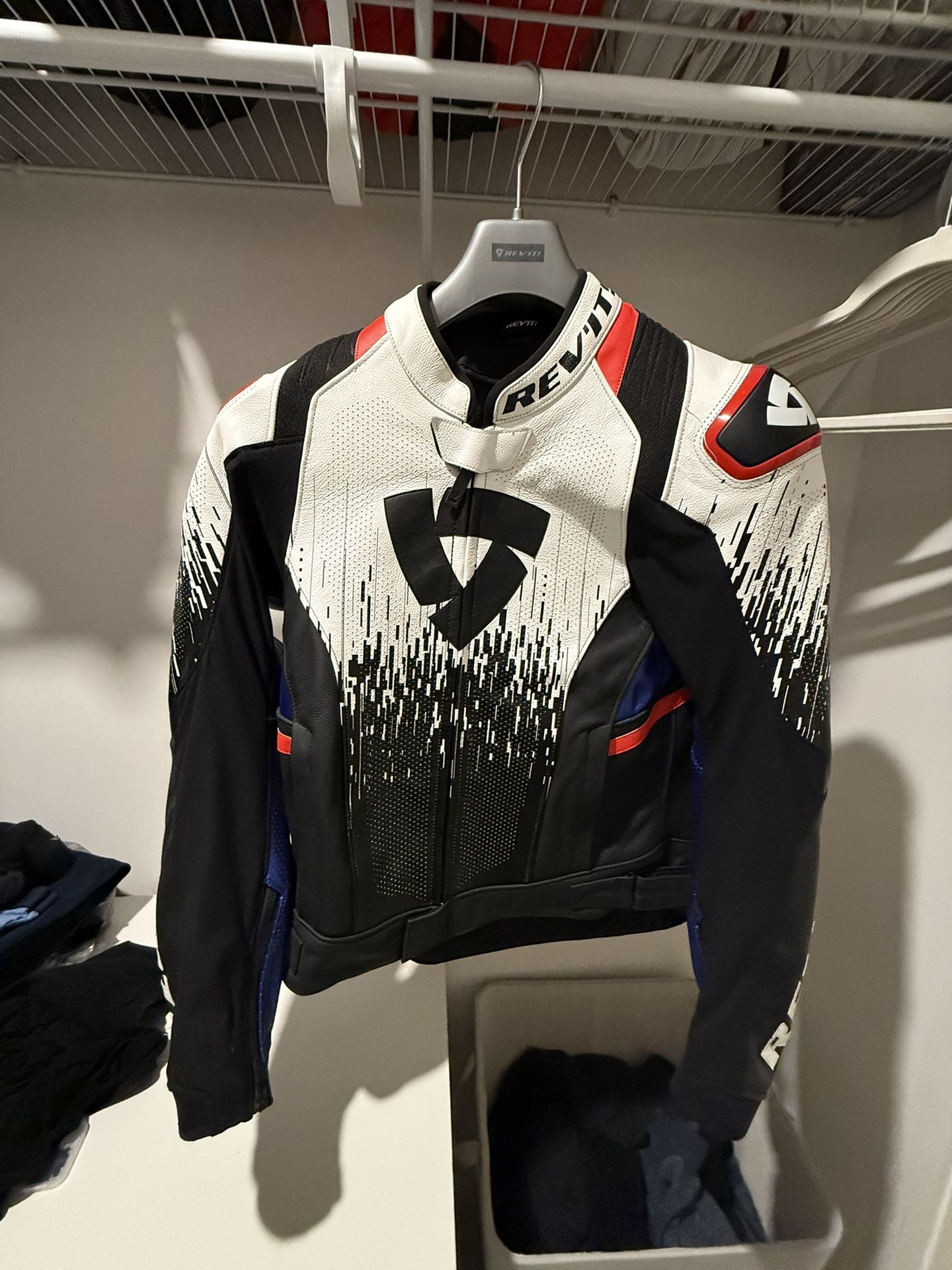 New REV'IT! QUANTUM PRO AIR JACKET Size 50