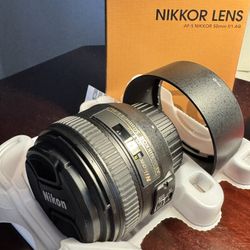Nikon Lens
