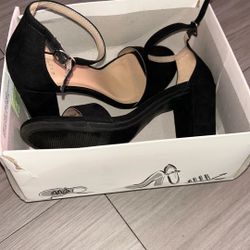 Black Chunky Faux Suede Heels