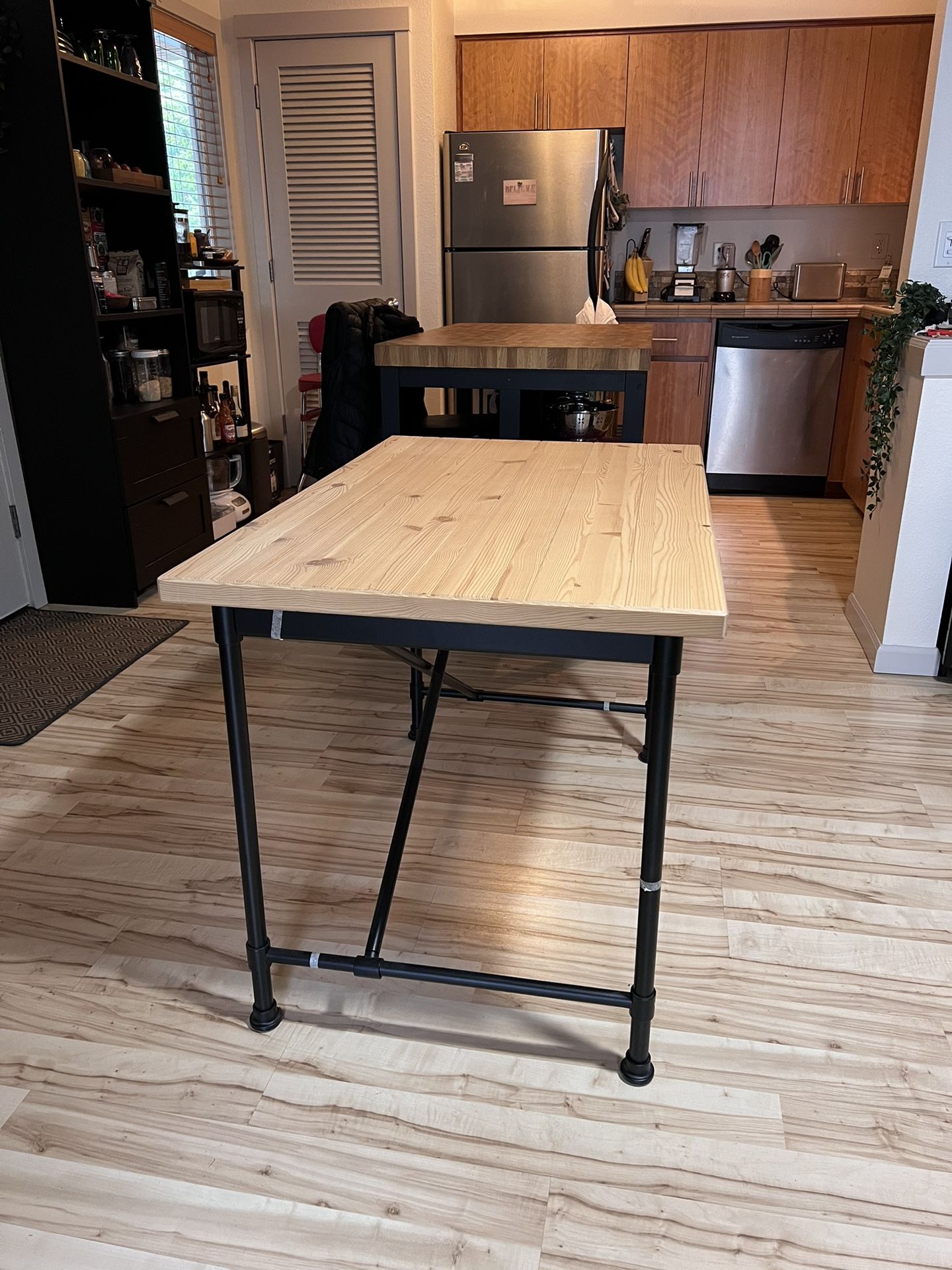 IKEA Kullaberg Desk, w/ stain & brushes for Sale in Portland, OR OfferUp