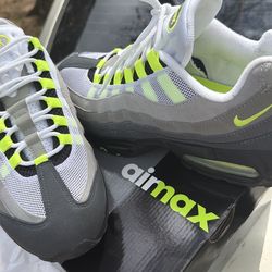 Package deal 2 shoes