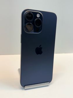 Apple iPhone 15 PRO MAX 512gb. ( Unlocked Phone )