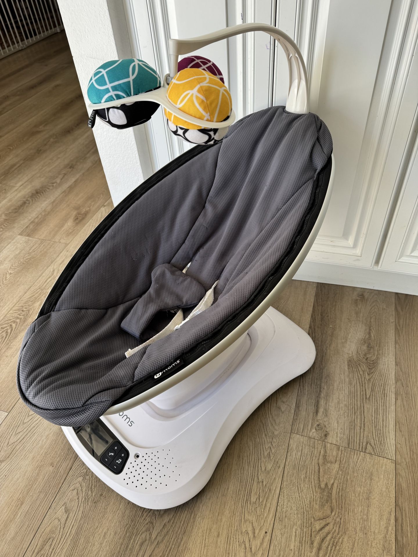 4moms mamaroo