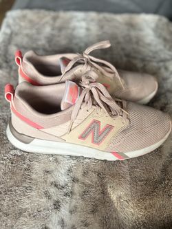 New Balance Sneakers 