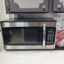 Hamilton Microwave 