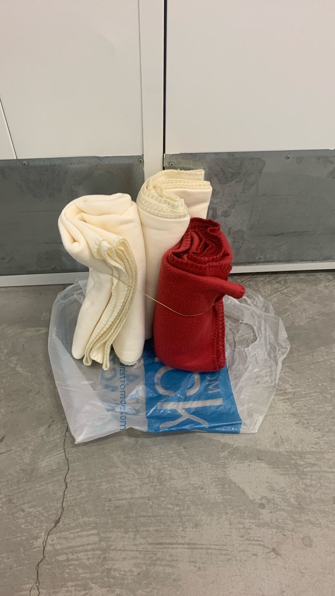 3 home Blankets/Throws