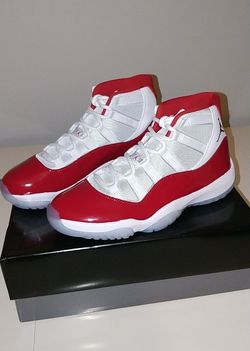 Jordan 11 Cherry Size 11