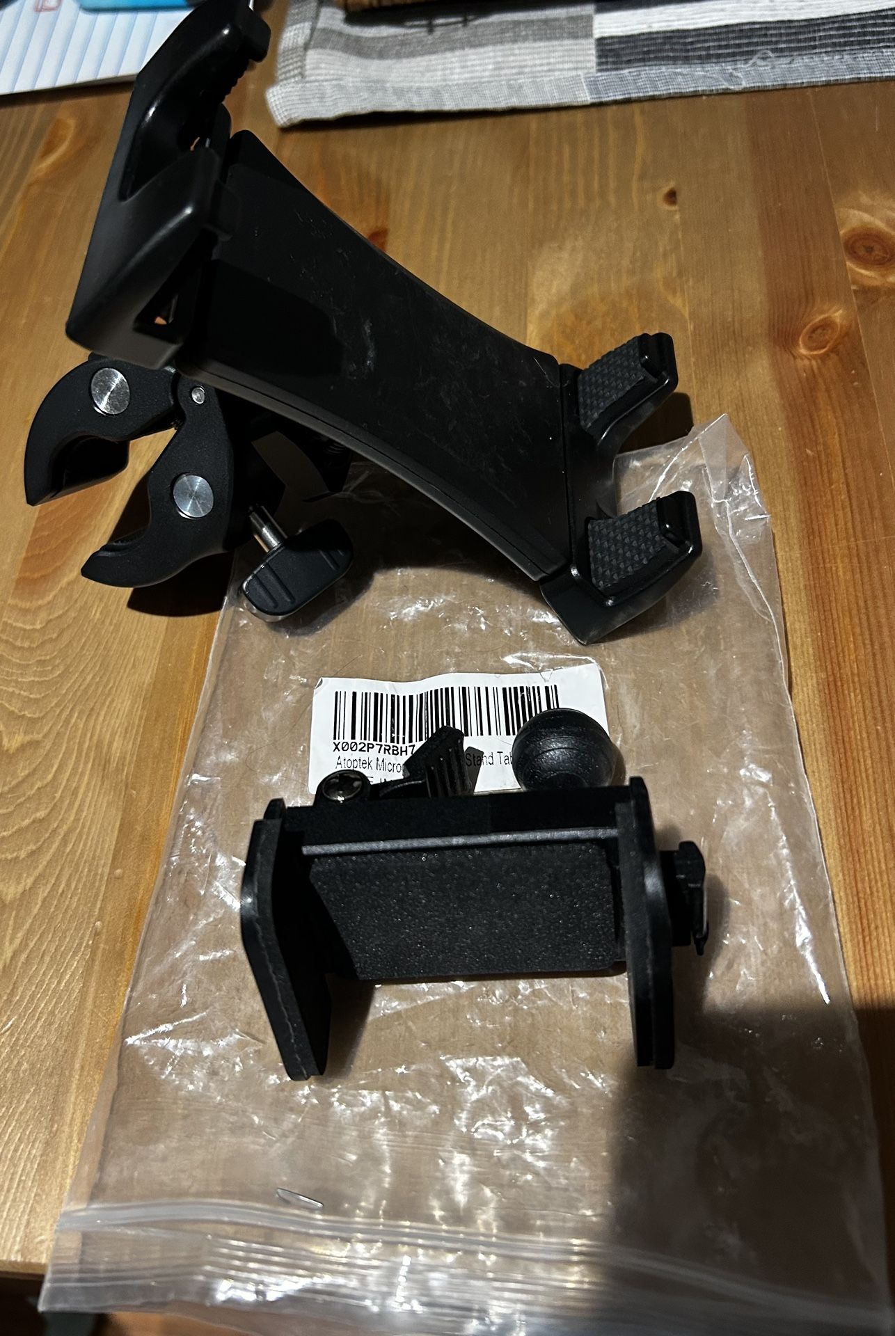 Atoptek Microphone Music Stand Tablet Smartphone Holder