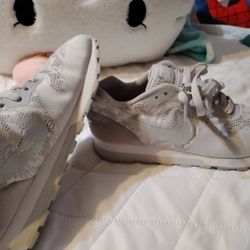 Nike Air 7.5