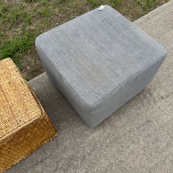OTTOMAN W STORAGE 24x24x15”