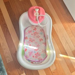 Summer Infant Newborn to Toddler Bath Center & Shower