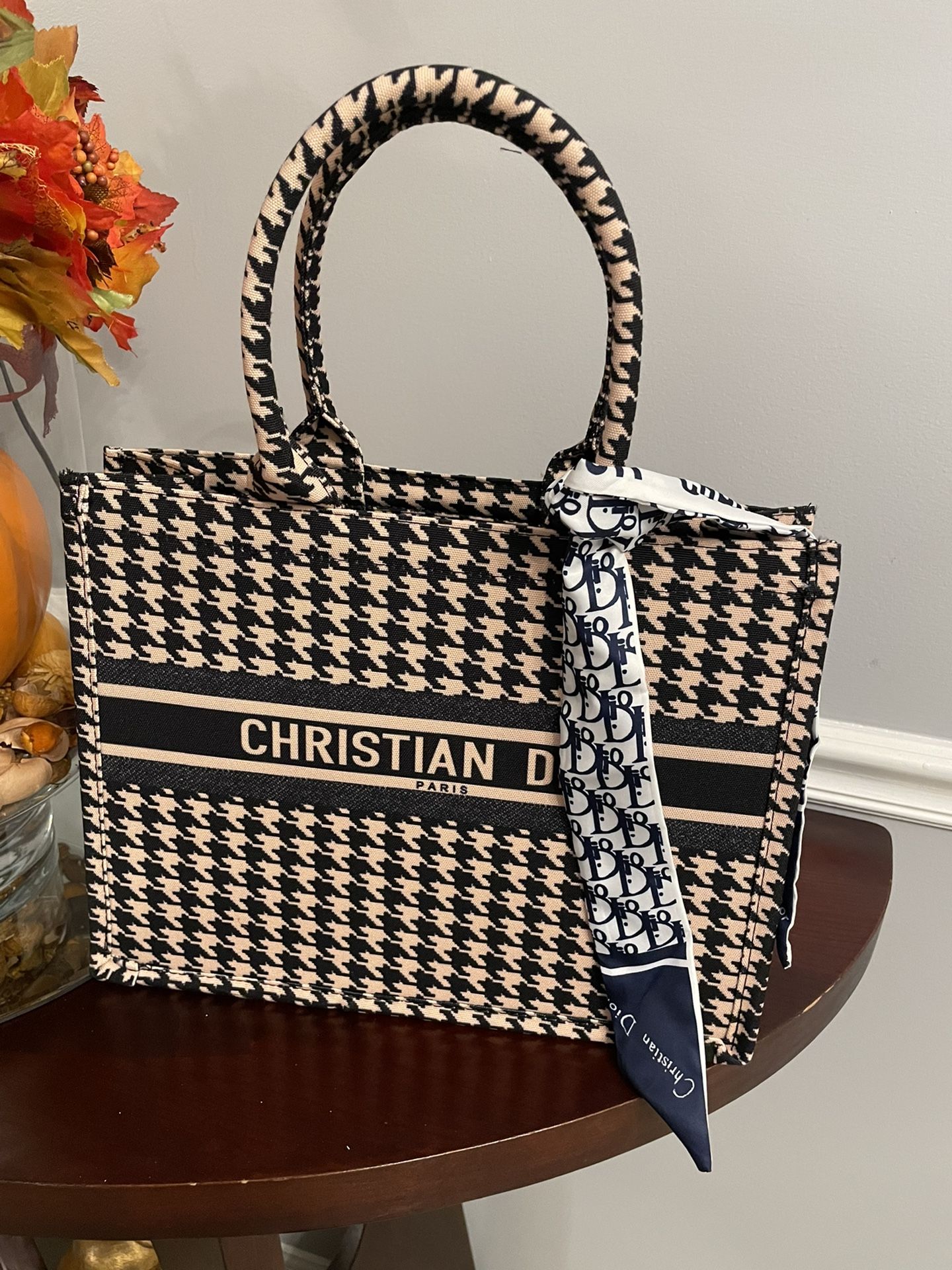 Tote Bag Style Christian Dior , Size Medium